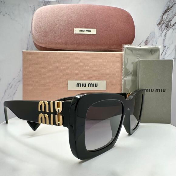 New MIU MIU Sunglasses - Picture 1 of 16
